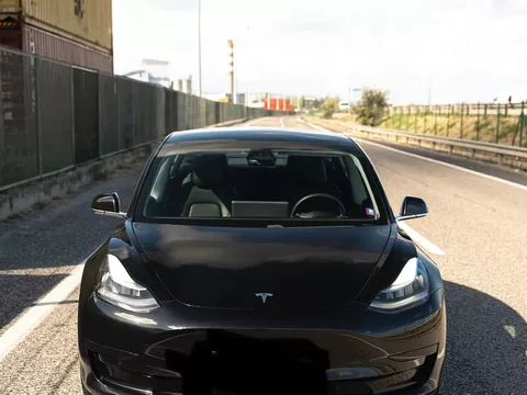 Tesla Model 3 Standard Range Plus RWD