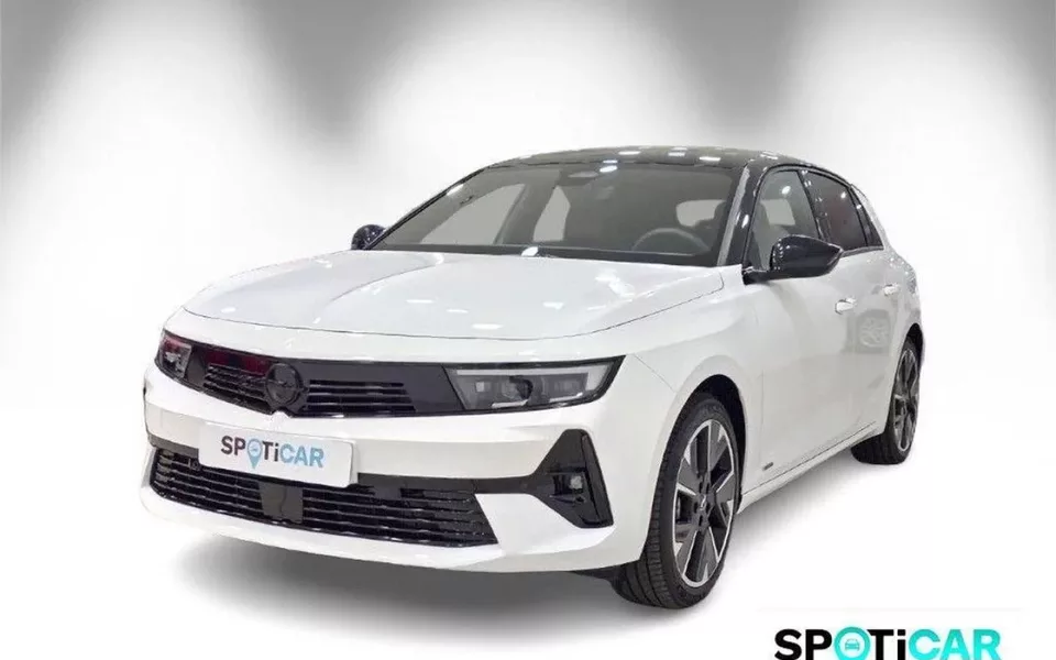 OPEL Astra 54kWh GS Auto