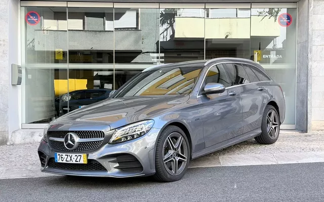 Mercedes-Benz C 300 de AMG Line