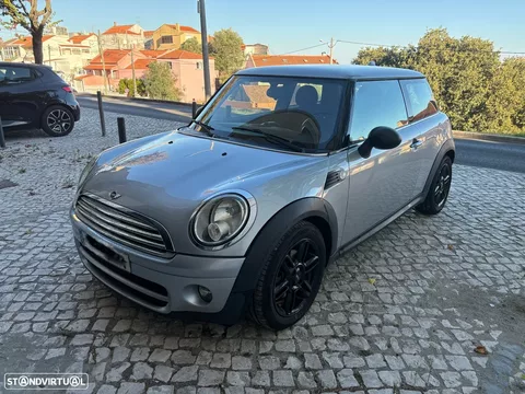 MINI 3 Portas One D