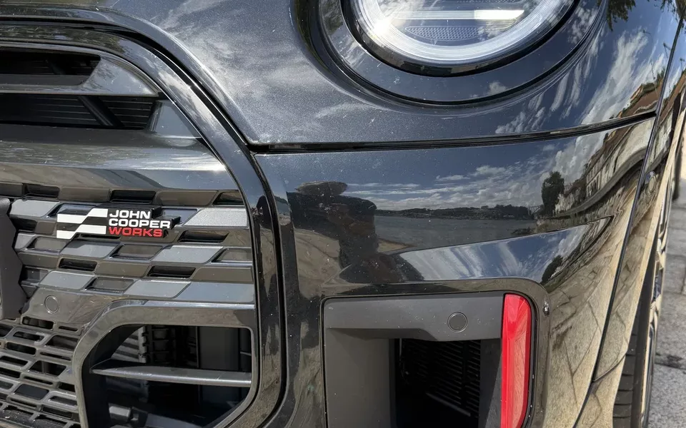 MINI Cabrio John Cooper Works Premium Essential Auto
