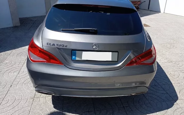 Mercedes-Benz CLA 180 d Shooting Brake Urban