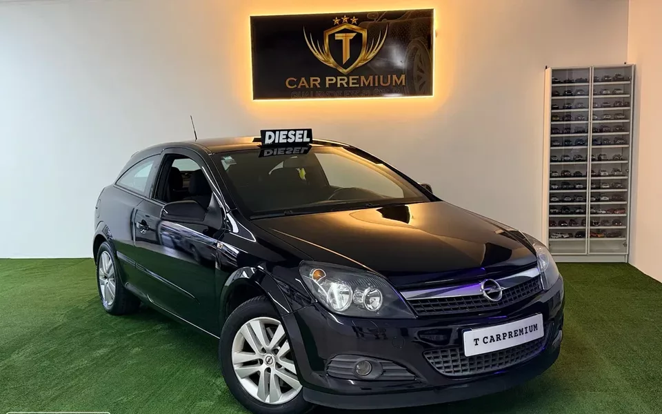 Opel Astra GTC 1.7 CDTI DPF Sport