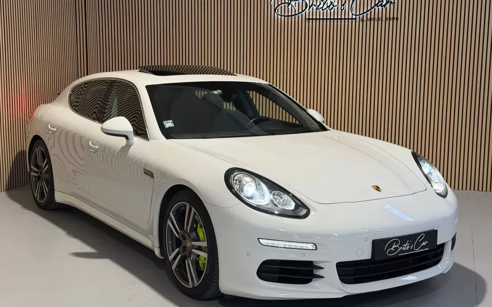 Porsche Panamera S E-Hybrid