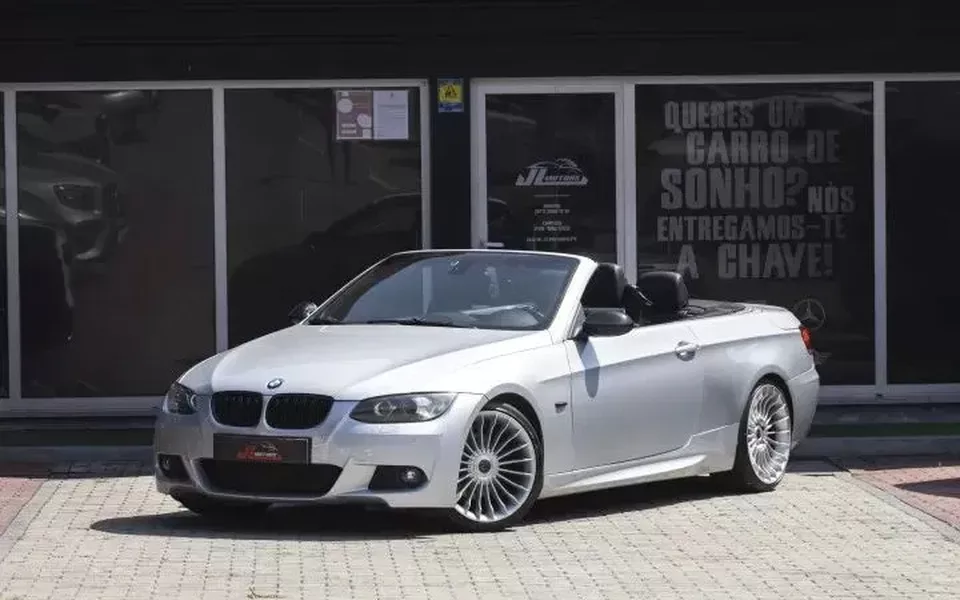 BMW 320