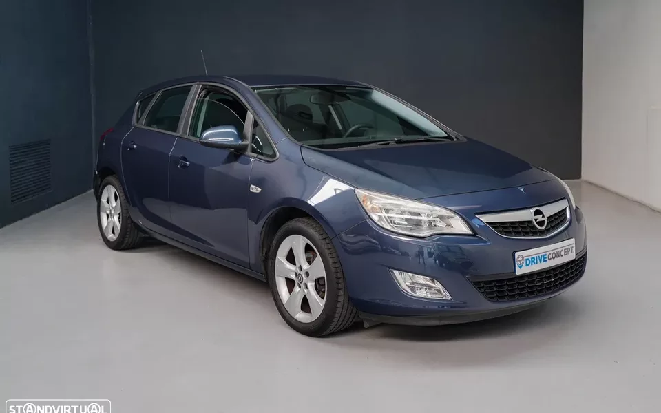 Opel Astra 1.4 Cosmo S/S