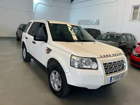 LAND-ROVER Freelander LAND-ROVER Freelander 2.2 Td4 HSE - 7900€ en Badajoz