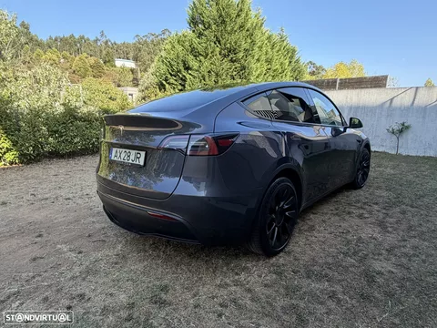 Tesla Model Y Tração Traseira