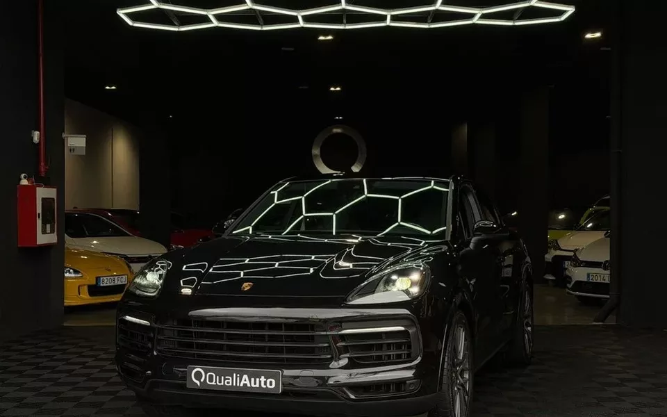 PORSCHE Cayenne EHybrid