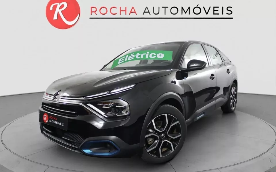 Citroën e-C4 X