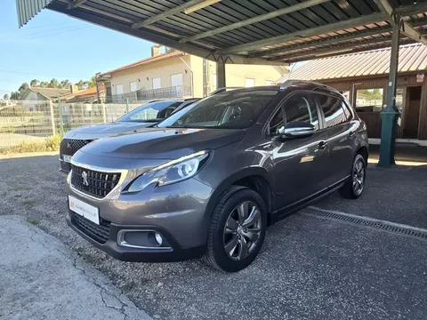 Peugeot 2008 1.2 PureTech Style
