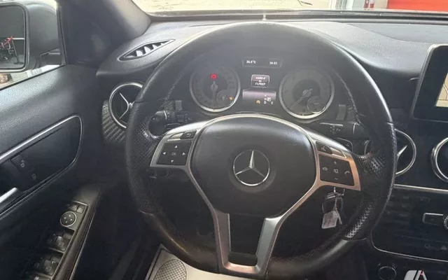 MERCEDES-BENZ Clase A A 200CDI BE AMG Line 7G-DCT