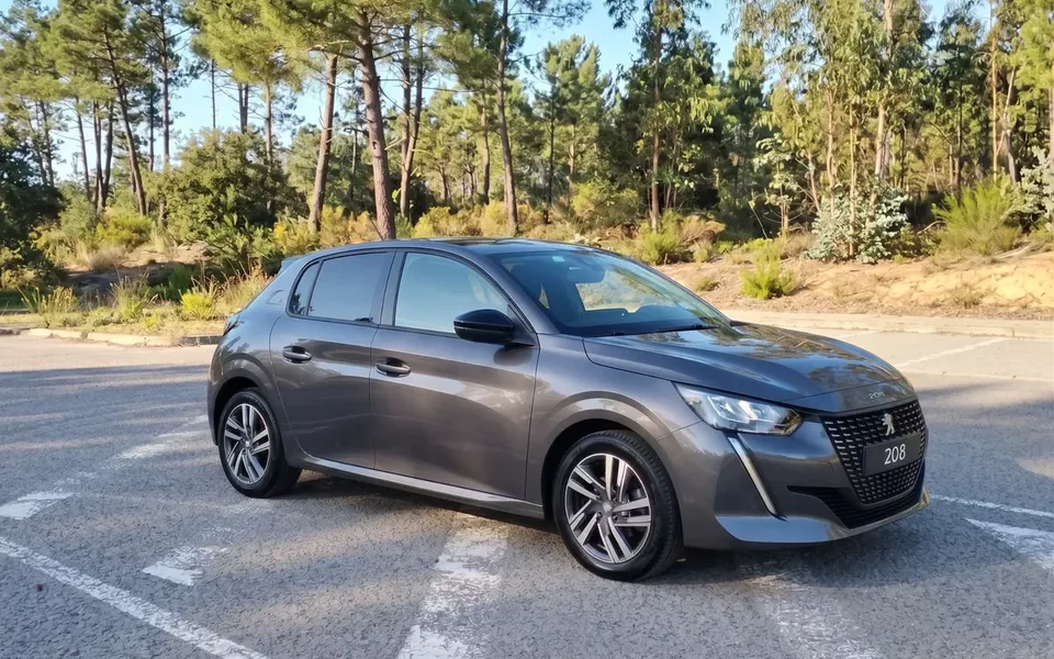 Peugeot 208 PureTech 100 Allure