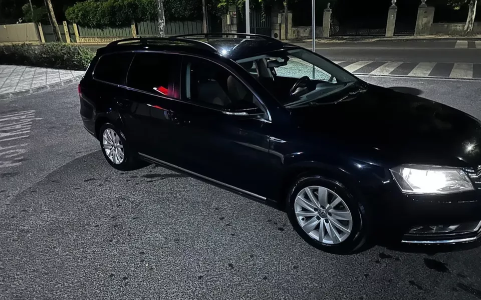 VW Passat Variant