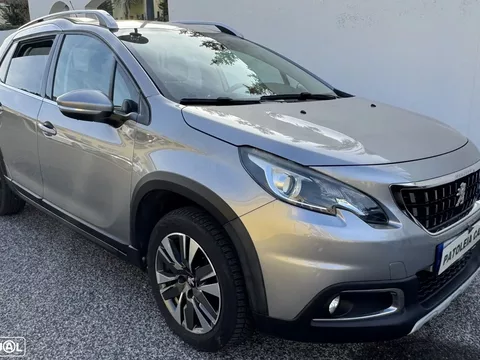 Peugeot 2008 1.2 PureTech Allure EAT6