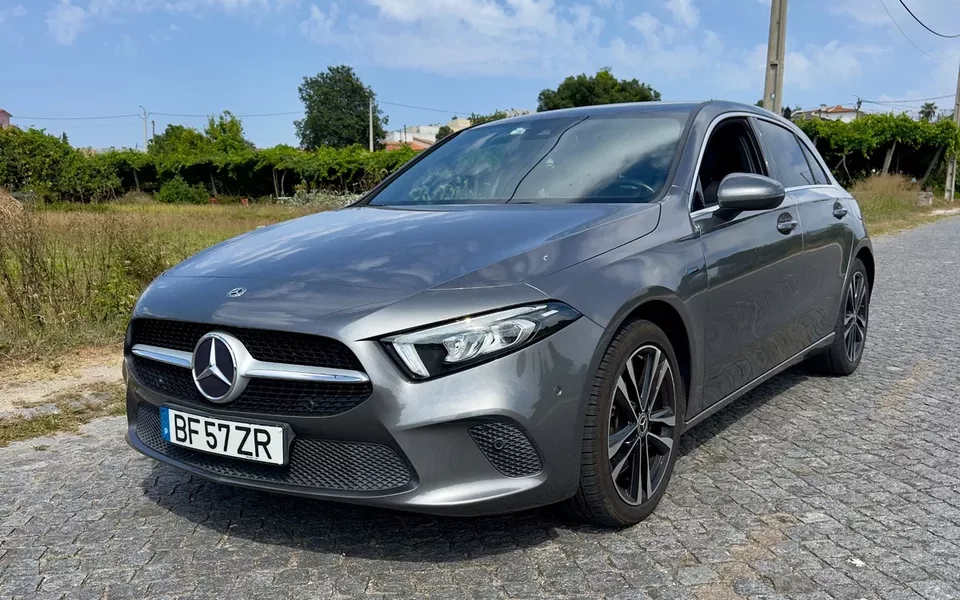 Mercedes-Benz A 250 e 8G-DCT Progressive Advanced