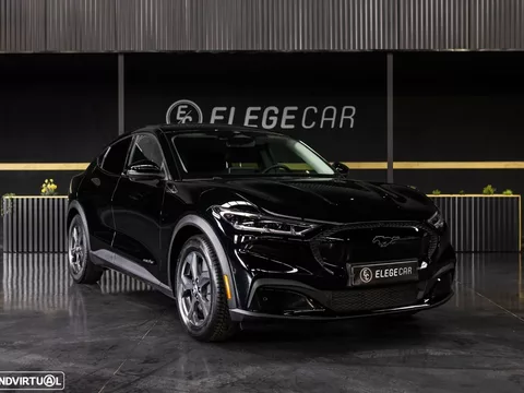 Ford Mustang Mach-E Standard