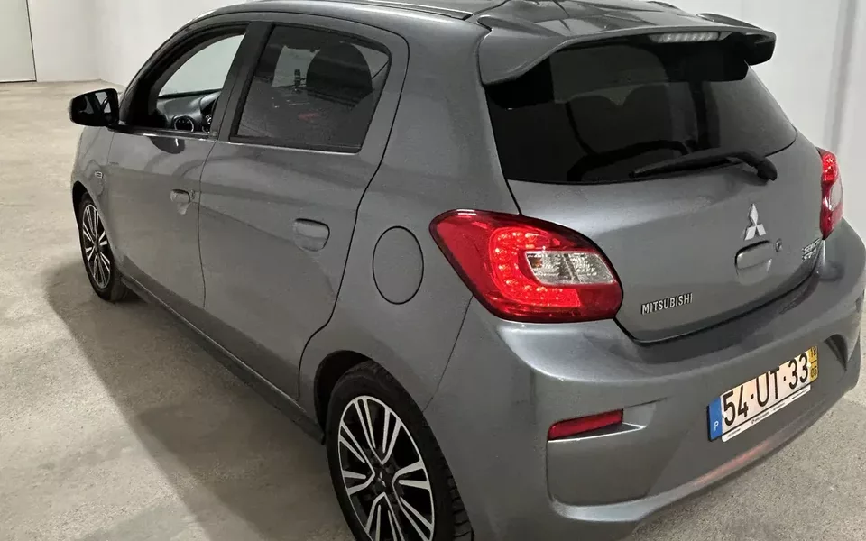 Mitsubishi Space Star 1.2 Intense Connect Edition