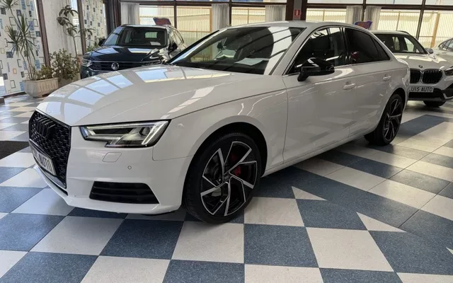 AUDI A4 A4 2.0TDI ultra Design edition S tronic 150