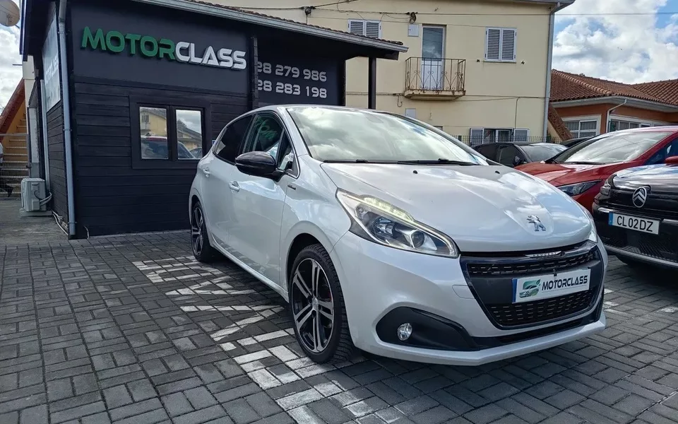 Peugeot 208 1.2 PureTech GT Line