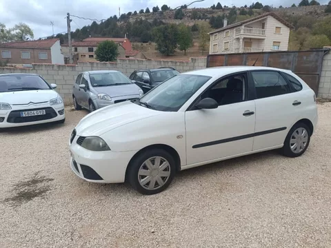 SEAT Ibiza Ibiza 1.4TDi Ecomotive 80 - 3000€ en Arauzo de miel burgos