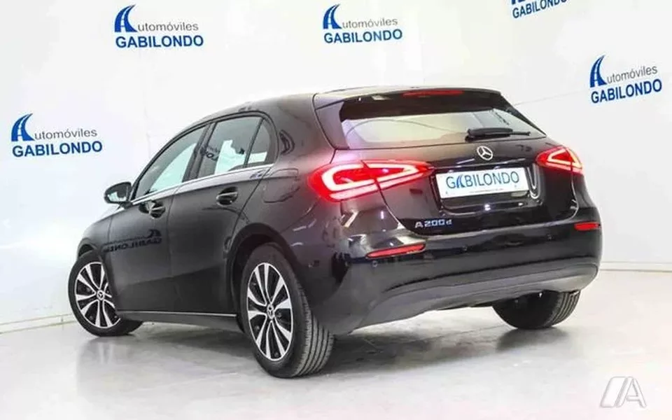 MERCEDES-BENZ Clase A A 200 d - 25900€ en Valladolid