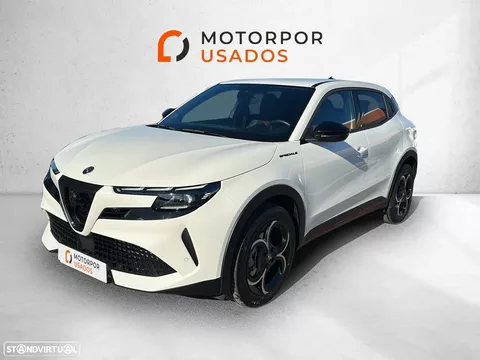 Alfa Romeo Junior 1.2 Speciale eDCT6