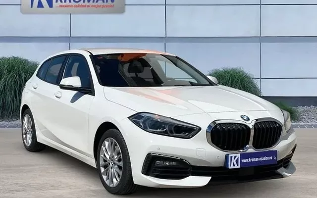 BMW Serie 1 116dA - 14499€ en Castellon