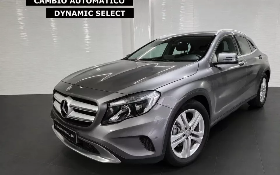 MERCEDES-BENZ Clase GLA GLA 180 7G-DCT Urban 7G-DCT