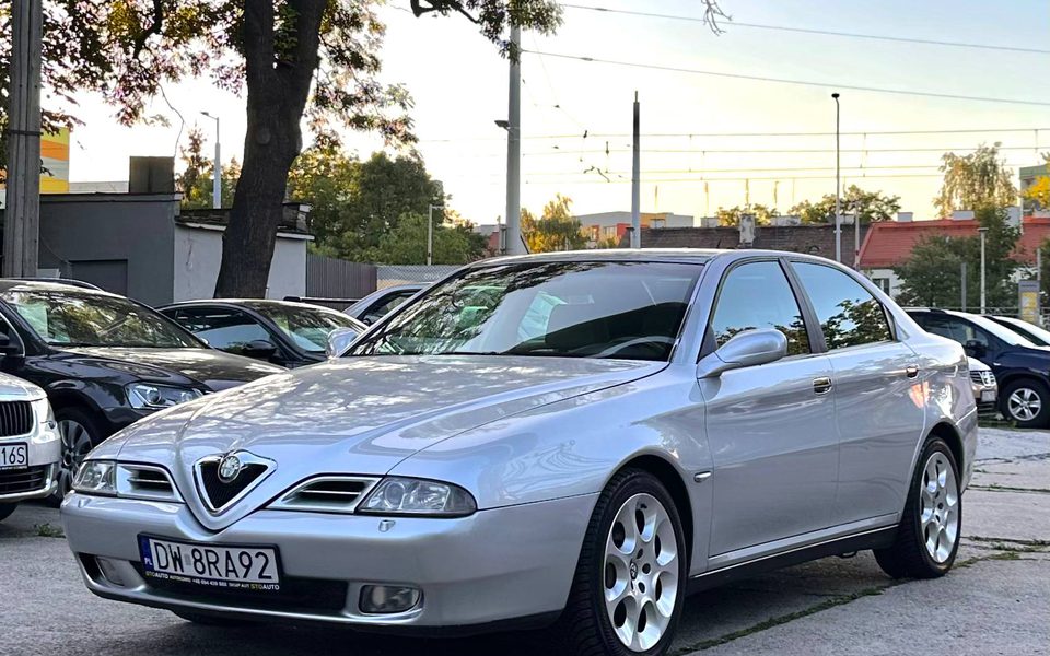 Alfa Romeo 166 Busso