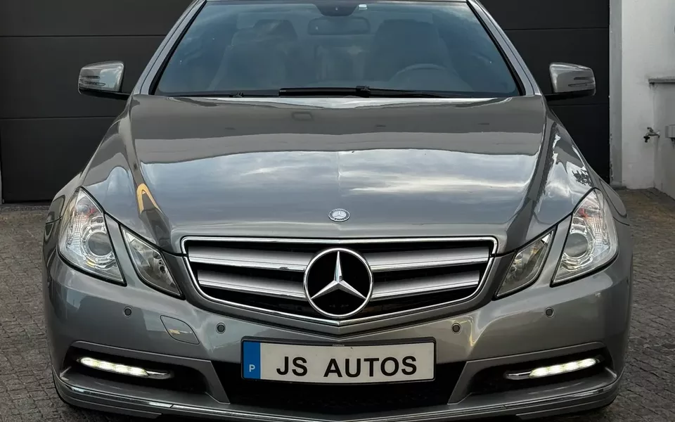 Mercedes-Benz E 220 CDI DPF BlueEFFICIENCY 7G-TRONIC Avantgarde