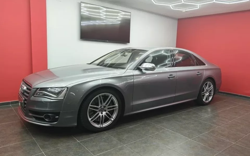 AUDI A8 S8 4.0 TFSI quattro Tiptronic