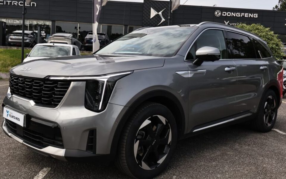 Kia Sorento 1.6 T-GDI HEV Concept+SRF