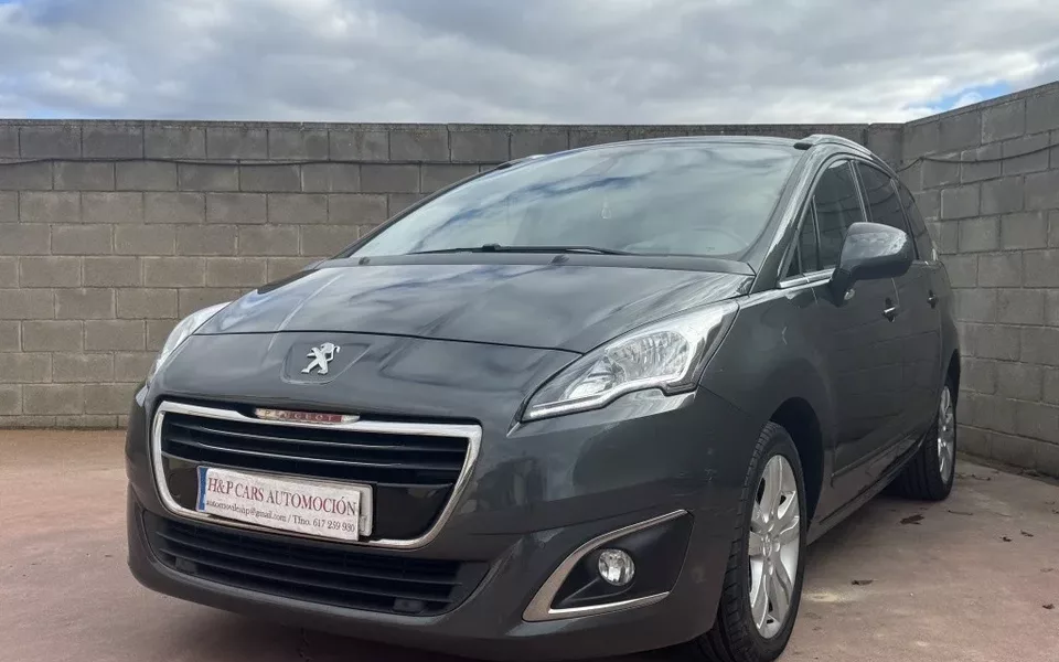 PEUGEOT 5008 5008 1.6 BlueHDi Active EAT6 120