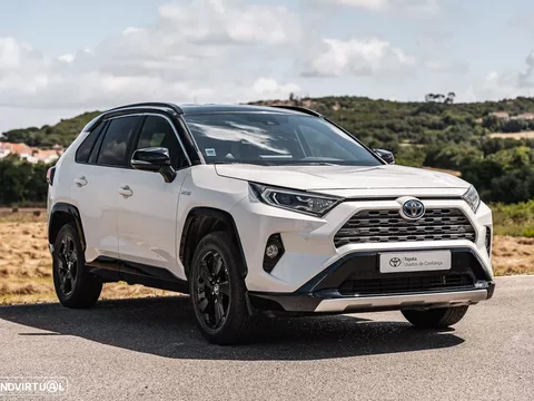 Toyota RAV4 2.5 HDF Square Collection