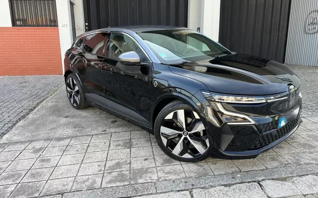 Renault Mégane E-Tech 220 Comfort Range Iconic