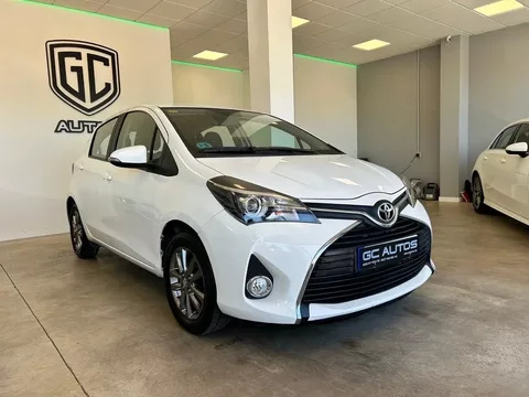 TOYOTA Yaris 100 Advance