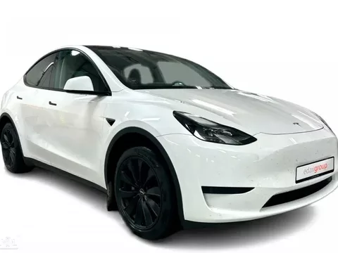 Tesla Model Y RWD