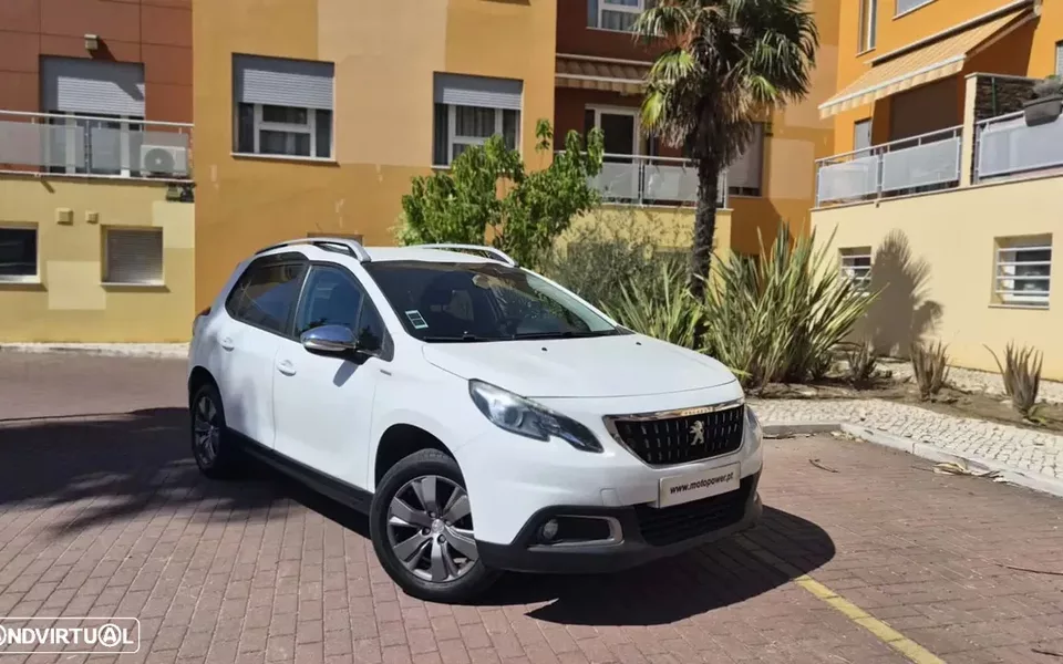 Peugeot 2008 1.2 PureTech Style