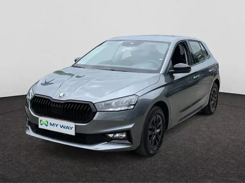 SKODA Fabia GARANTIE CARPLAY CAMERA SENSOREN FULL LED ZETEL VERW.
