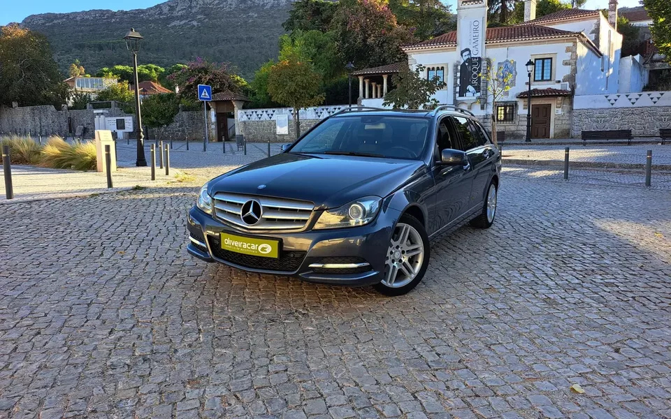 Mercedes-Benz C 220