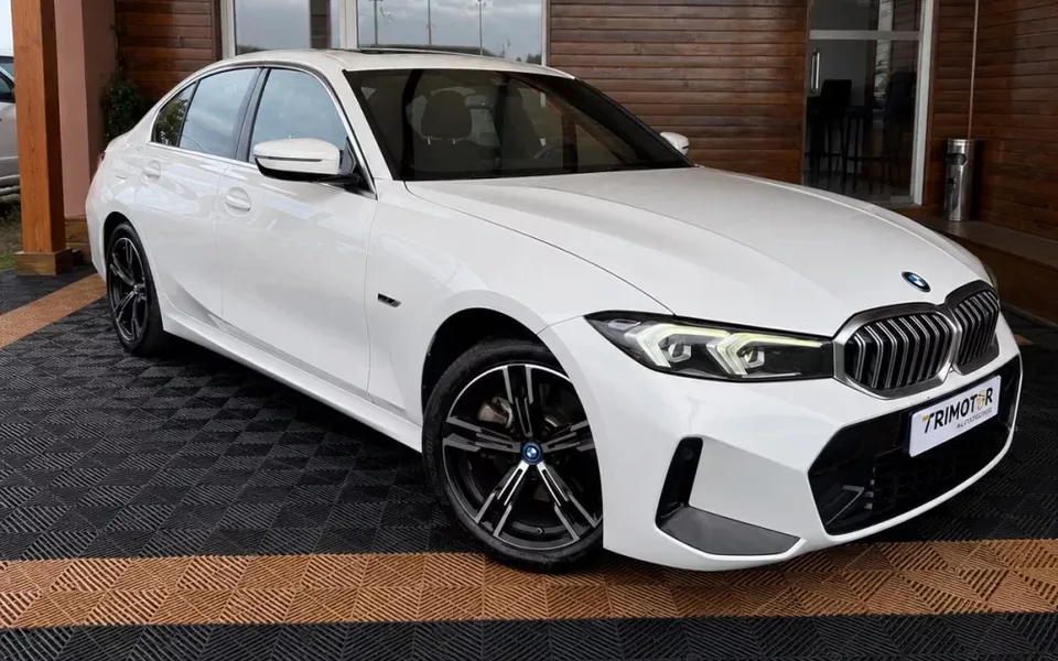 BMW 330 e Pack M Auto