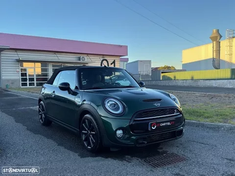 MINI Cabrio Cooper S Auto Desportiva