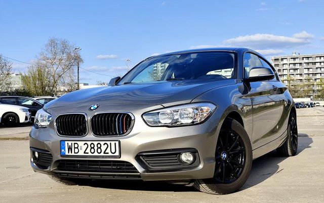BMW SERIA 1 2015