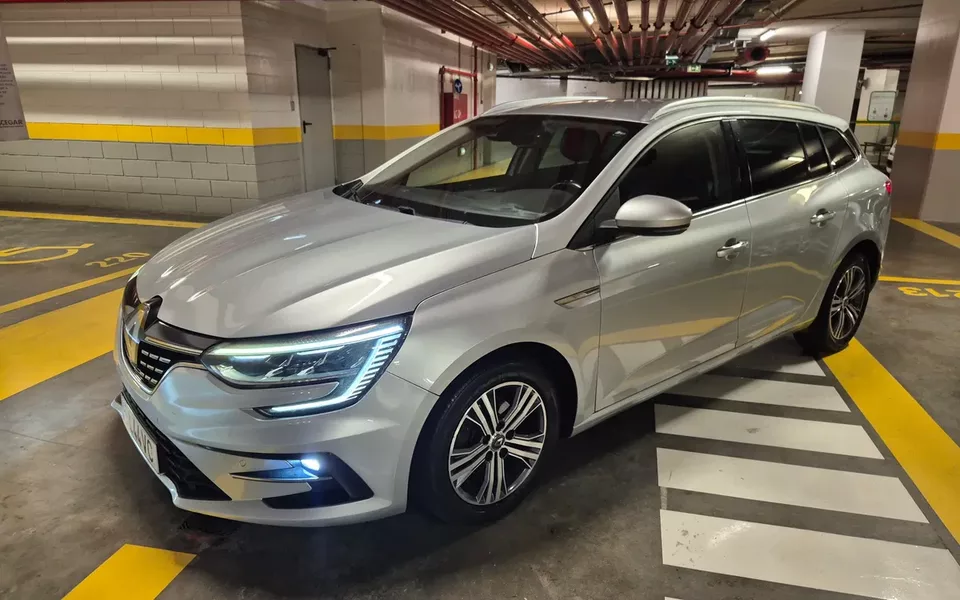 Renault Mégane Sport Tourer BLUE dCi 115 EDC INTENS