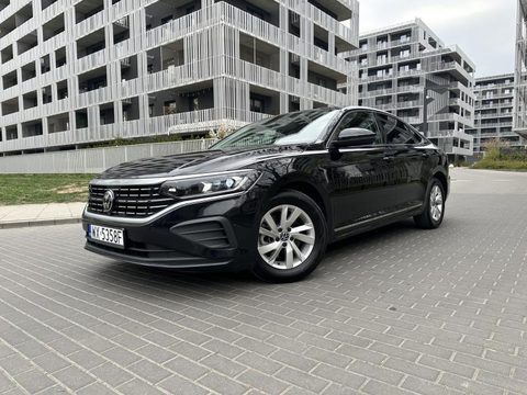 Volkswagen PASSAT 2023