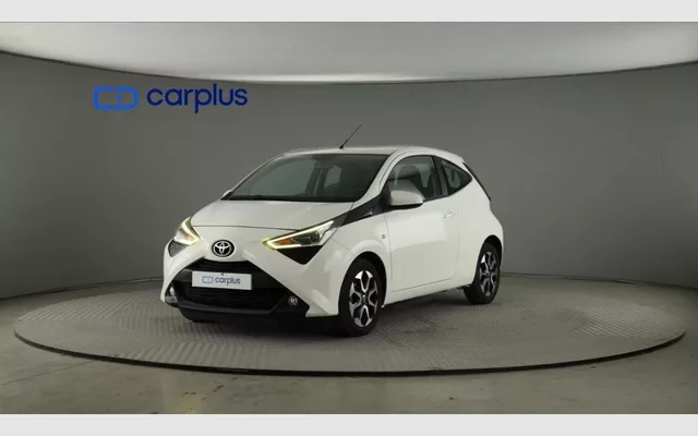 TOYOTA Aygo Aygo 70 x-play