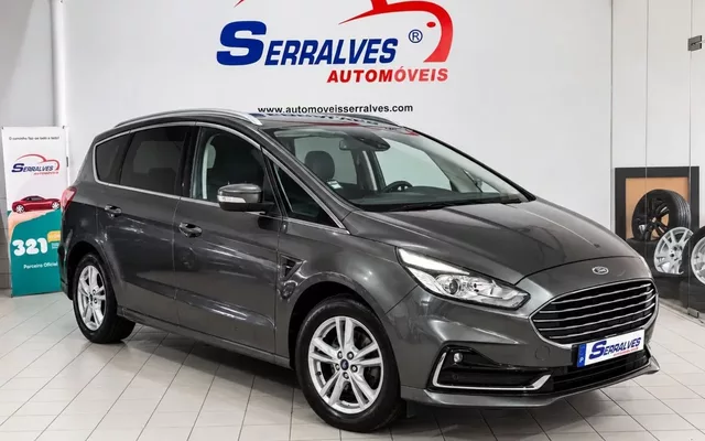 Ford S-Max 2.5 FHEV Titanium