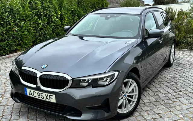 BMW 330