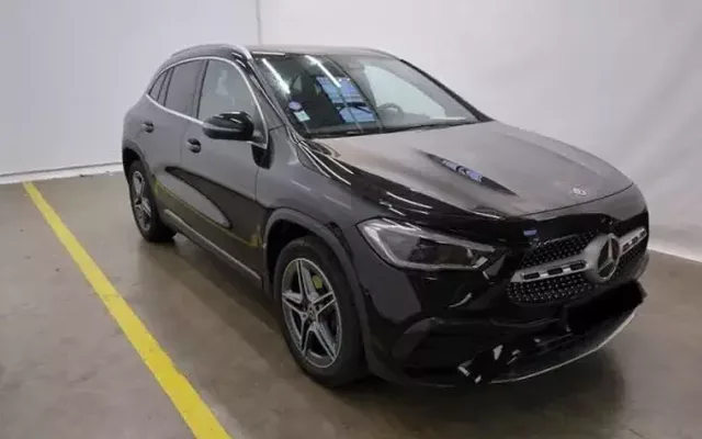 Mercedes-Benz GLA 250 2021 e AMG Line